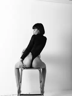 Bagira escort in Paris